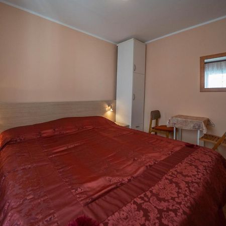 Seaside Serenity: 2-Bedroom Apartment With Boka Bay View Kotor Exterior photo